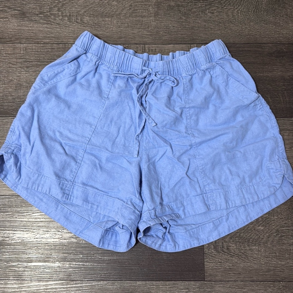 Women’s linen shorts, Size XL